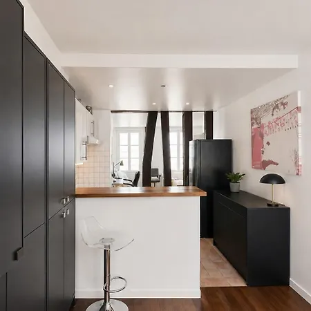 Apartment Lumineux Avec Charme Parisien *